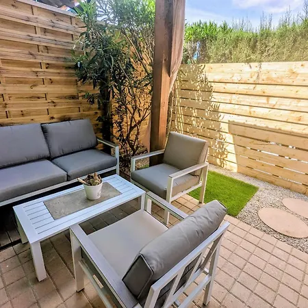 Holiday home Marina Des Anges Entre Et Etangs Avec Piscine Le Barcares